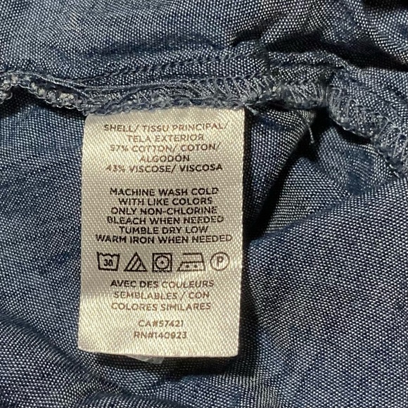 LOFT Chambray Tank | Size S | lightweight | Summer Top - Picture 5 of 5